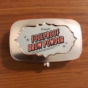 Benefit Fool Proof Brow powder